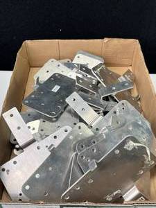 lot 10080 image: Metal Brackets