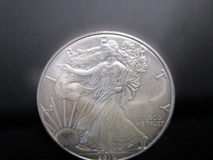 lot 55 image: 2010 American Eagle $1