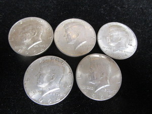 lot 58 image: 1964 Kennedy Half Dollars