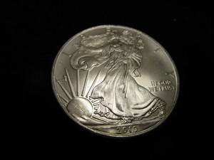 lot 78 image: 2010 American Eagle Silver $1