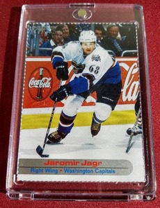 lot 10 image: 2003 Sports Illustrated for Kids Jaromir Jagr Card