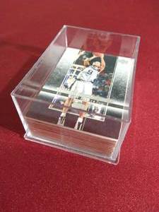 lot 16 image: Small Basketball Card Lot - Stars, Rookies, Etc