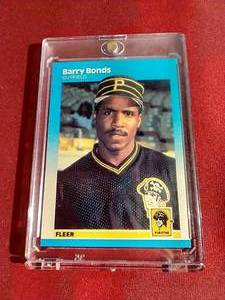 lot 30 image: 1987 Fleer Barry Bonds Rookie Card