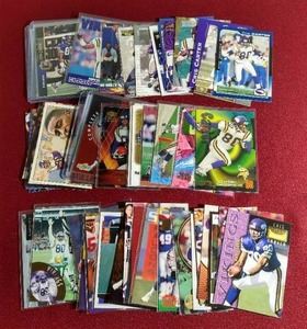 lot 53 image: (50) Cris Carter Cards