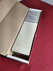 lot 72 image: Box of Baseball Cards - 1983 Fleer & 1992 Fleer Ultra