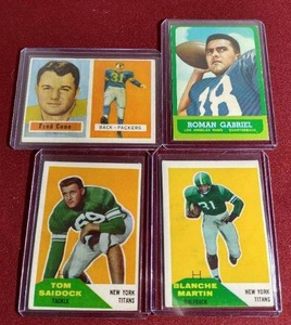 lot 228 image: (4) Vintage Football Cards - 50s & 60s