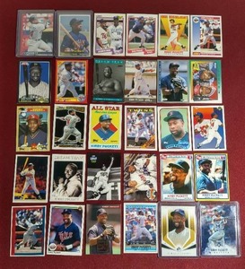 lot 254 image: (30) Kirby Puckett Cards