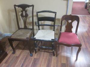 lot 18 image: (LRF) 3 Vintage Wood Chairs...