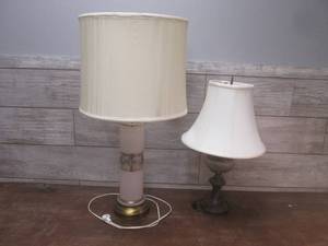 lot 24 image: (LRB) 2 Vintage Lamps - 33 and 24...