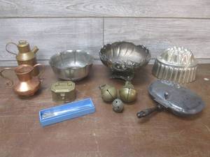 lot 48 image: (LRF) Assorted Vintage Metal Items ...