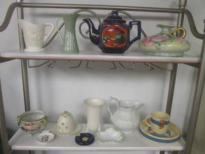 lot 51 image: (K) Assorted Vintage Ceramic Etc (B...
