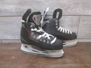lot 84 image: (K) Pair of Easton Synergy EQ Ice H...