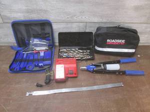 lot 113 image: (K) Assortment of Drill Bits, Roads...