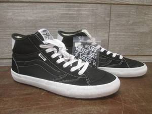 lot 155 image: (K) New Pair of Vans Off The Wall H...