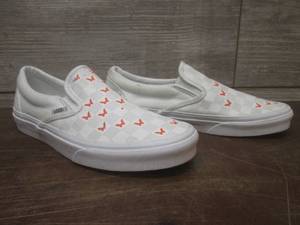 lot 159 image: (K) Pair of Vans Off The Wall Slip-...