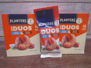 lot 175 image: (K) 20 Bags of Planters Nut Duos 2 ...