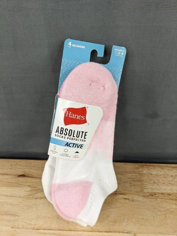 lot 118J image: 4 Brand New Pairs of Hanes Absolute Active No Show Womens Socks - Size 5-9