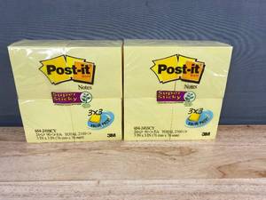 lot 95D image: 2 Post-it Notes Super Sticky 3x3 Value Pack $38 Retail - Brand New