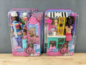 lot 186 image: 2 Barbie Life in the City Cafe Playsets - Brand New A