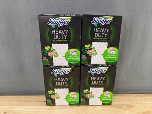 lot 91D image: 40 Swiffer Heavy Duty Dry Sweeping Cloths $44 Retail - Brand New