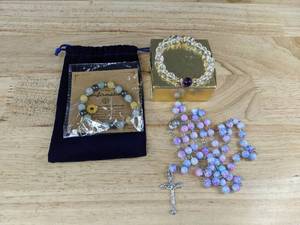lot 511 image: 2 Beaded Bracelets and Cross Rosary - Brand New