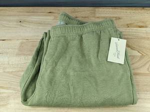 lot 167D image: Universal Thread Sweatpants - Womens XXL, Light Olive Green - Brand New