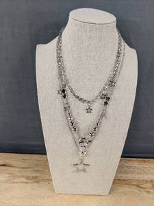 lot 184D image: Star Charm Layered 3 Necklace Set - Silver Tone With Pendant & Beads - Brand New