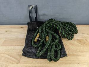 lot 505 image: Hose 30 Braided GreenBlack with Brass Fittings & Wall Mount