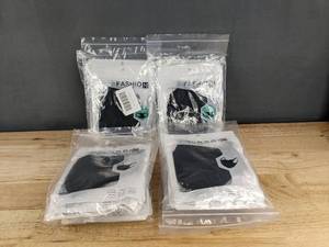 lot 552 image: 16 Classic Masks & 16 Fashion Masks - Brand New