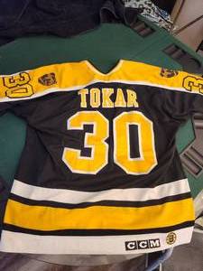 lot 217 image: Boston Bruins hockey jersey with TOKAR and the number 30 on the back. - Size Large