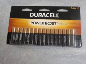 lot 34 image: Duracell Power Boost 16 AAA Batteri...