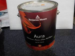 lot 46 image: Gallon Benjamin Moore Aure Orange P...
