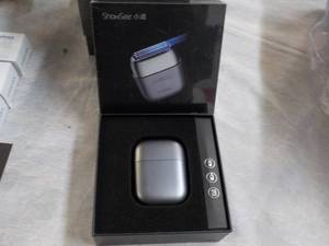 lot 60 image: Show See Electric Razor...