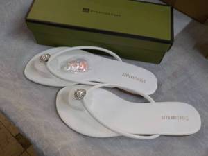 lot 75 image: Stratuxx Kaze Size 11 Sandals...