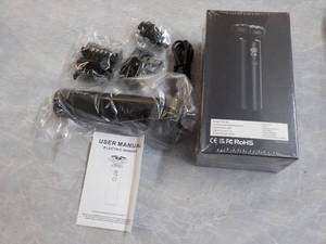 lot 90 image: Electric Shaver with Accessories...