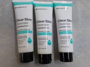 lot 141 image: 3 Tubes Vita Medica Clear Skin Prob...