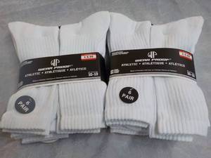 lot 186 image: 12 pair Wear Proof White Athletic S...
