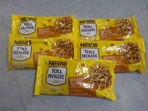lot 203 image: 5 bags Butterscotch 11 oz Morsels...