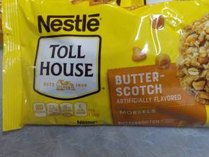 lot 204 image: 5 bags Butterscotch 11 oz Morsels...