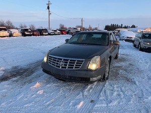 lot 11 image: 2008 Cadillac DTS
