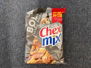 lot 112 image: 8 Pouches Of Chex Mix Bold Party