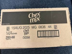 lot 110 image: 8 Pouches Of Chex Mix Cheddar