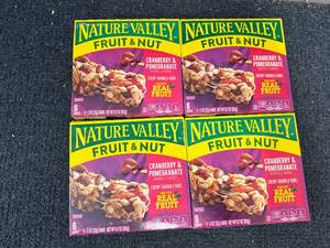 lot 200 image: 4 Boxes Of Nature Valley Fruit And Nut Bars