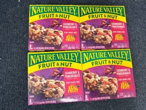 lot 201 image: 4 Boxes Of Nature Valley Fruit And Nut Bars
