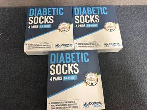 lot 56 image: 3 X 4Ct Pack Of Diabetic Socks
