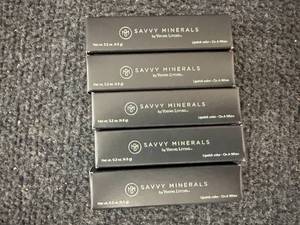 lot 17 image: 5 Savvy Minerals Lipstick Tubes - On A Whim
