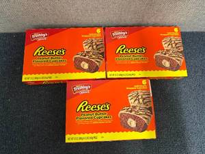 lot 177 image: 3 Packs Of ReeseS Flavored Cupcakes