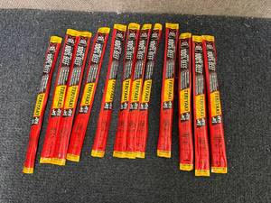 lot 249 image: 12 Jack Links Beef Sticks