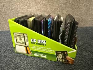 lot 81 image: 6 Usb Cig Lighter Case