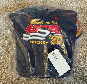 lot 240 image: USA Hockey 1980 Olympics Miracle on Ice Hat - New